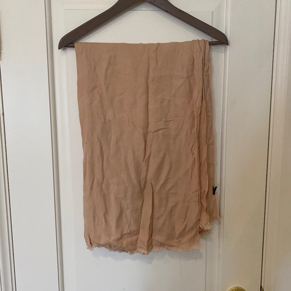 Scarfs ( Sorted ) - Picture 5 of 10